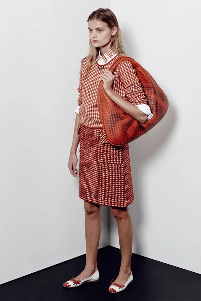 Look 16
